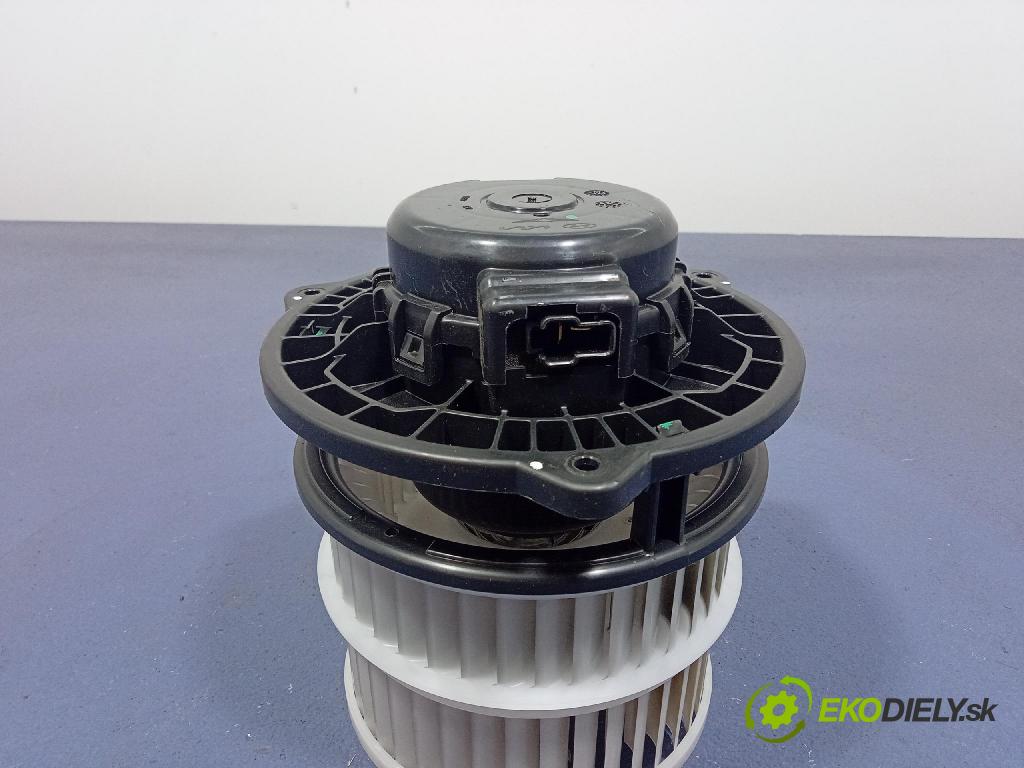 Kia Sportage 2022 ventilátor Vzduch: