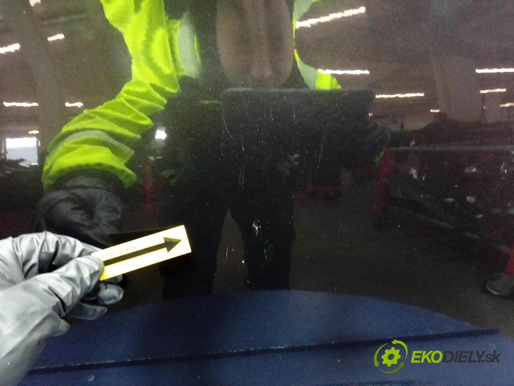 Honda Cr-v 2016 dvere Predné Vľavo: