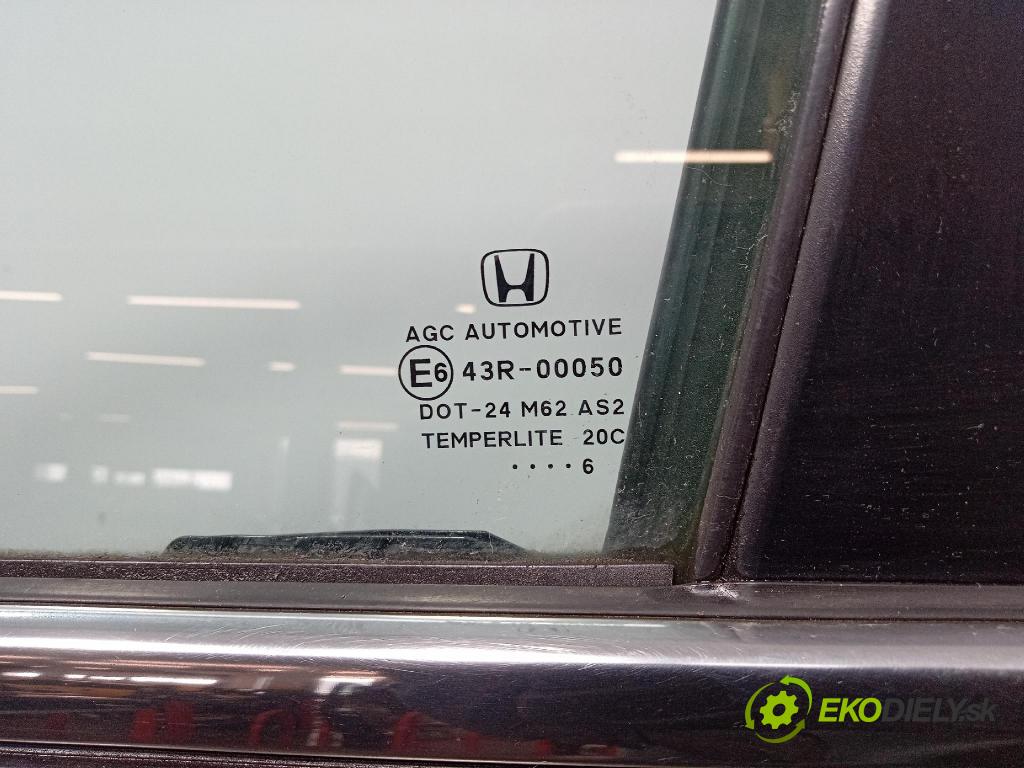 Honda Cr-v 2016 dvere Predné Vľavo: