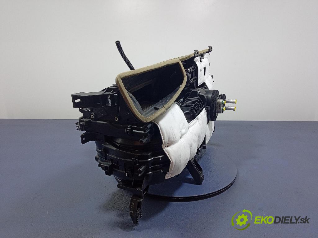 Kia Sportage 2022 radiátor 97200-R2030