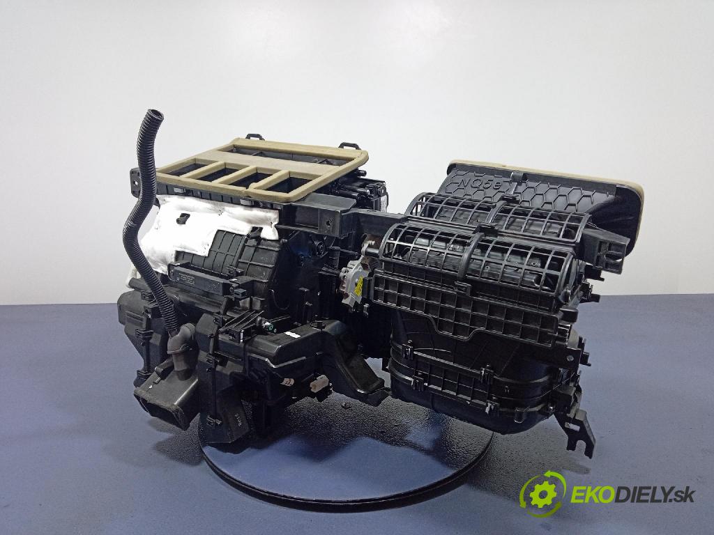 Kia Sportage 2022 radiátor 97200-R2030