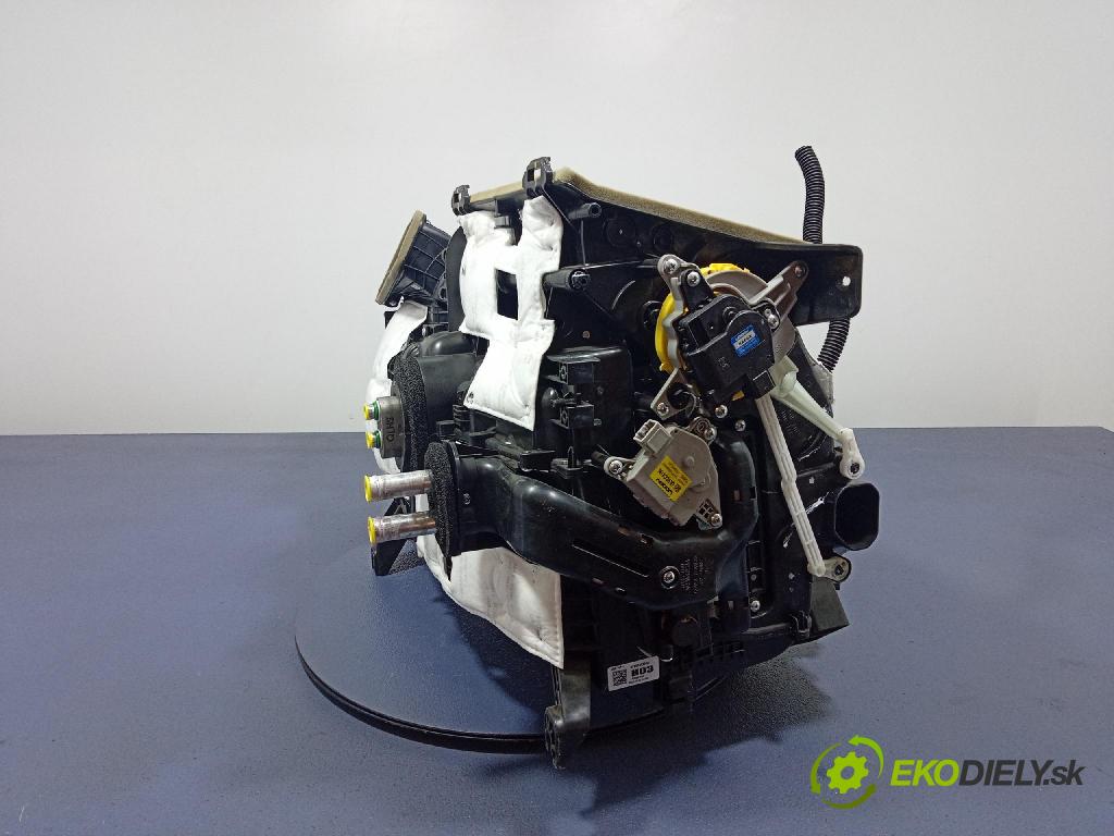 Kia Sportage 2022 radiátor 97200-R2030