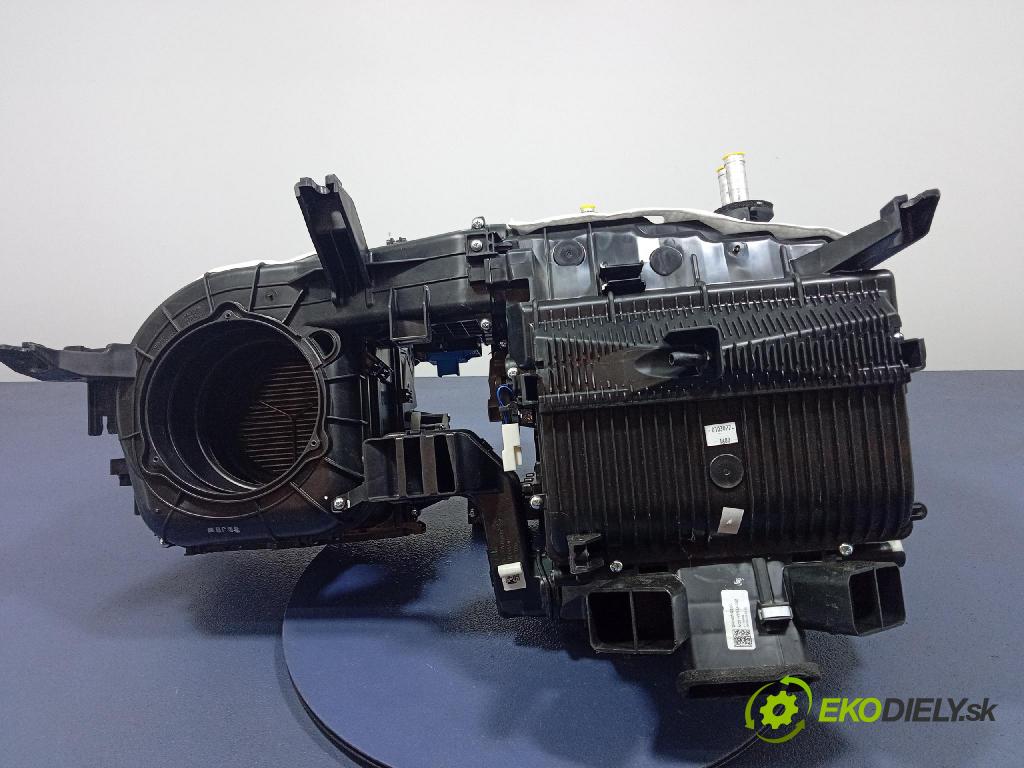 Kia Sportage 2022 radiátor 97200-R2030