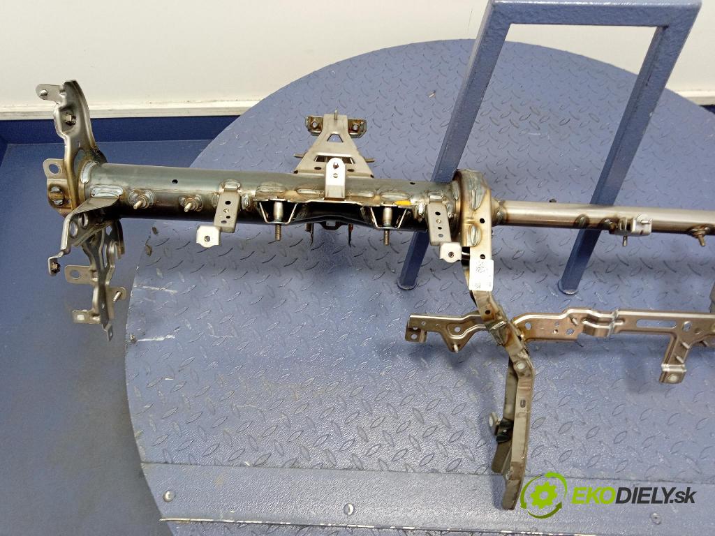 Kia Sportage 2022 kokpit,pristrojová doska 84410-R2000