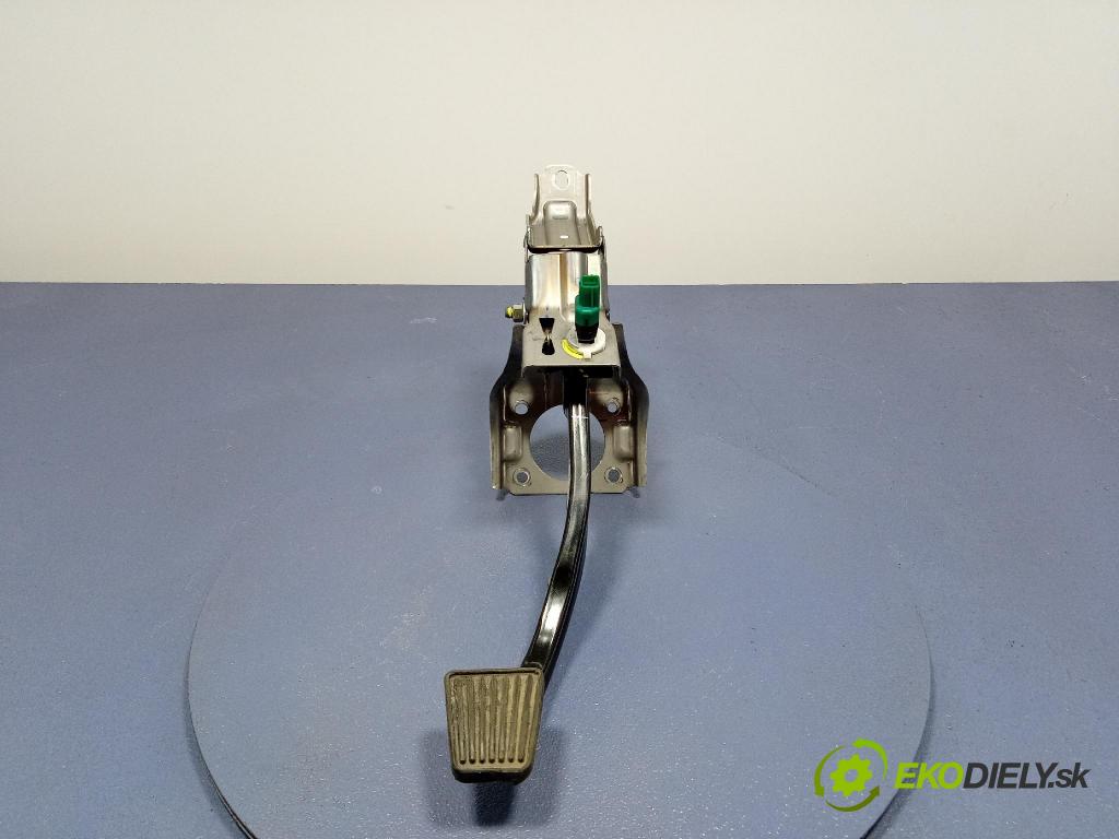 Kia Sportage 2022 pedále 32800-N7100