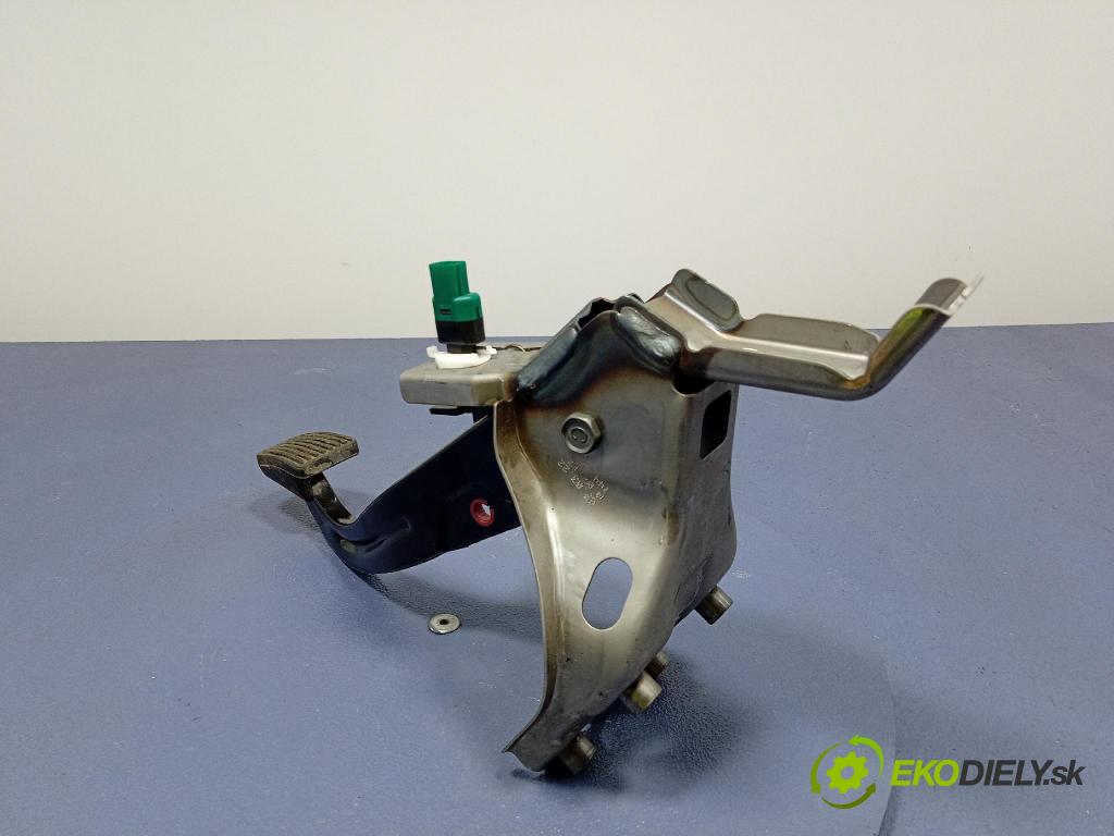 Kia Sportage 2022 pedále 32800-N7100