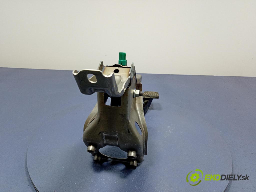 Kia Sportage 2022 pedále 32800-N7100