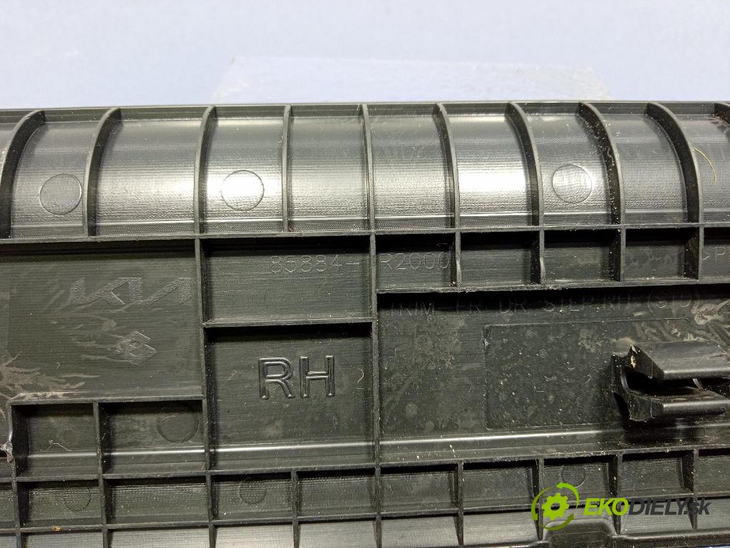 Kia Sportage 2022 lišta Práh: 85884-R2000