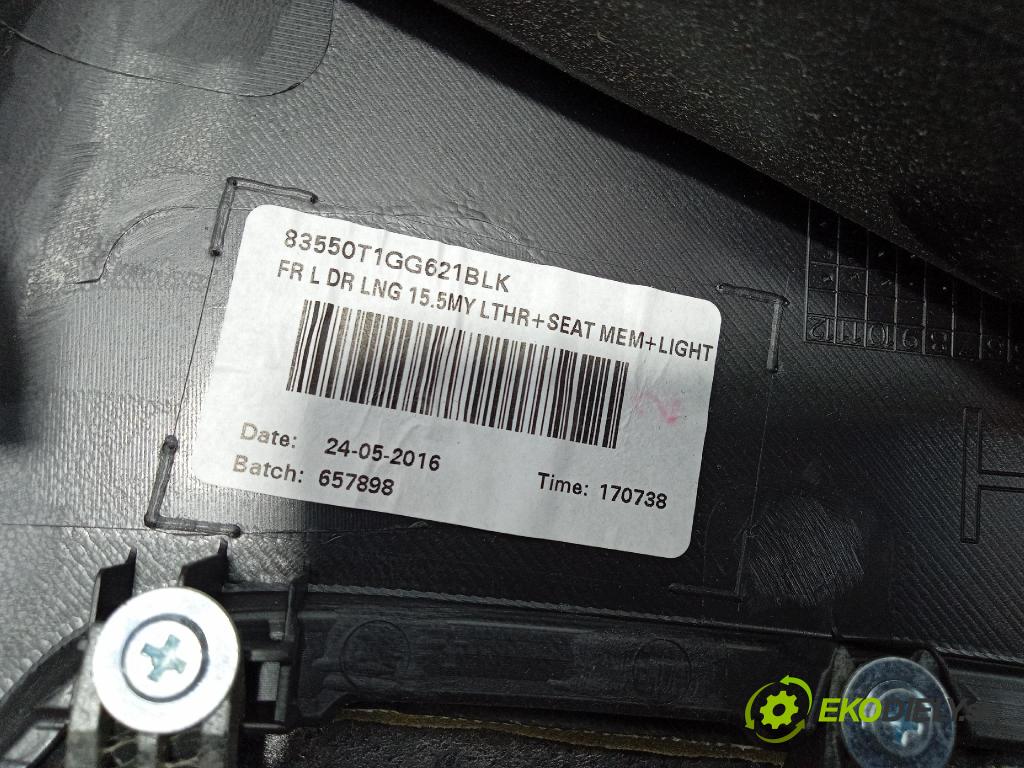 Honda Cr-v 2016 Tapacír: dveře před levá 83550T1G