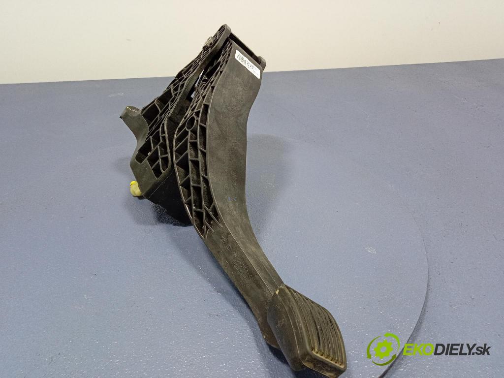 Kia Sportage 2022 pedále 32802-N7120