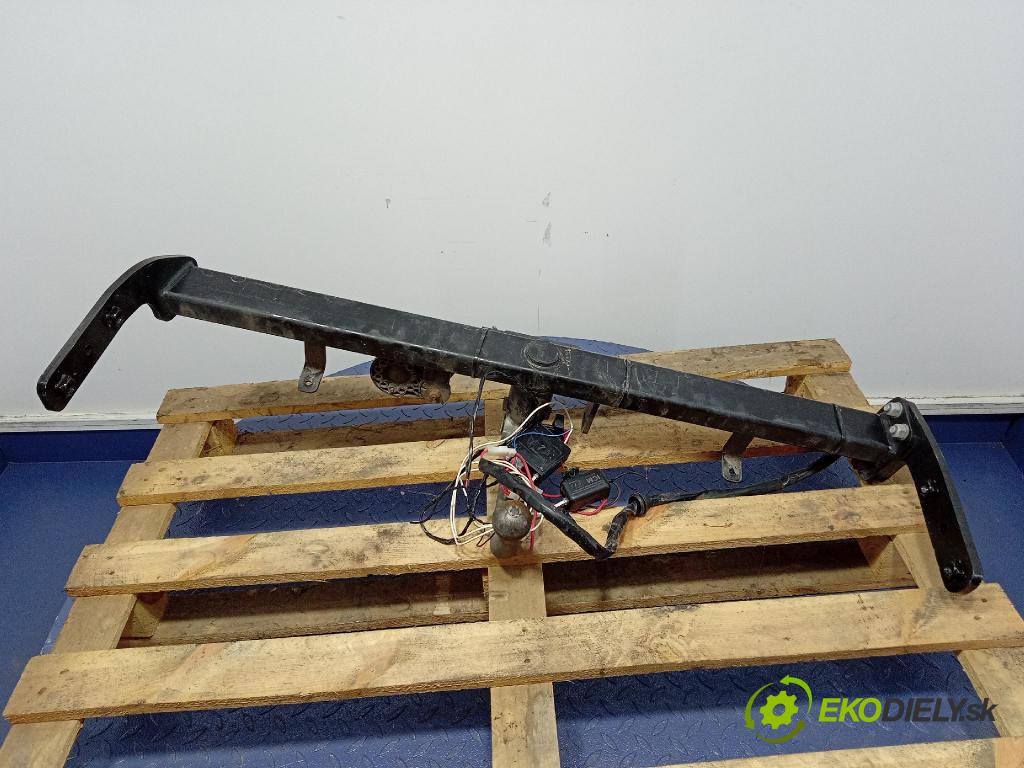 Kia Sportage 2022 Hák: Do Prívesy: R2281ADE00