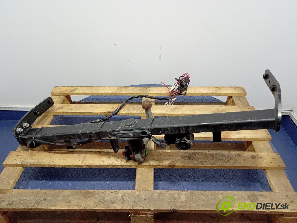 Kia Sportage 2022 Hák: Do Prívesy: R2281ADE00