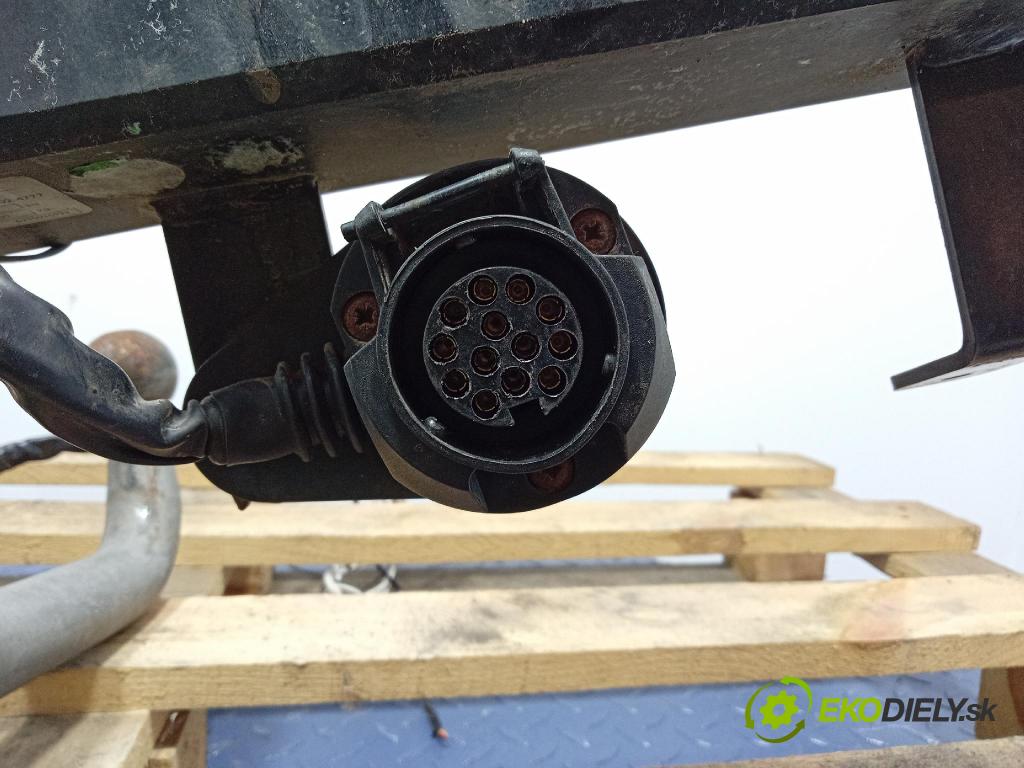 Kia Sportage 2022 Hák: Do Prívesy: R2281ADE00