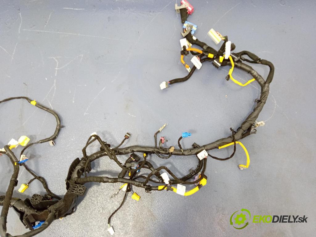 Kia Sportage 2022 inštalácia Elektrický: 91710-R2010