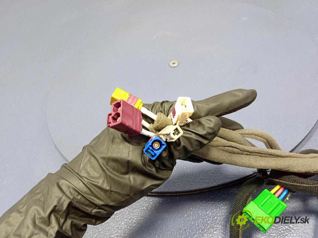 Kia Sportage 2022 inštalácia Elektrický: 96220-R2500