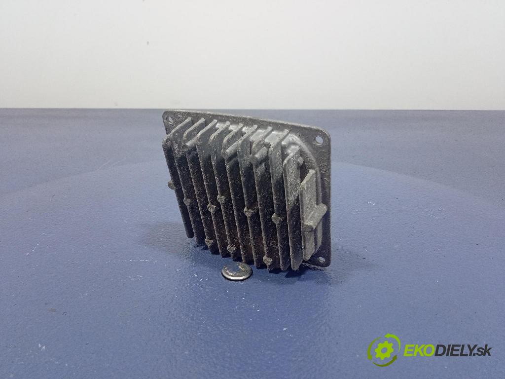 Opel Astra 2019 střídač: 39055760