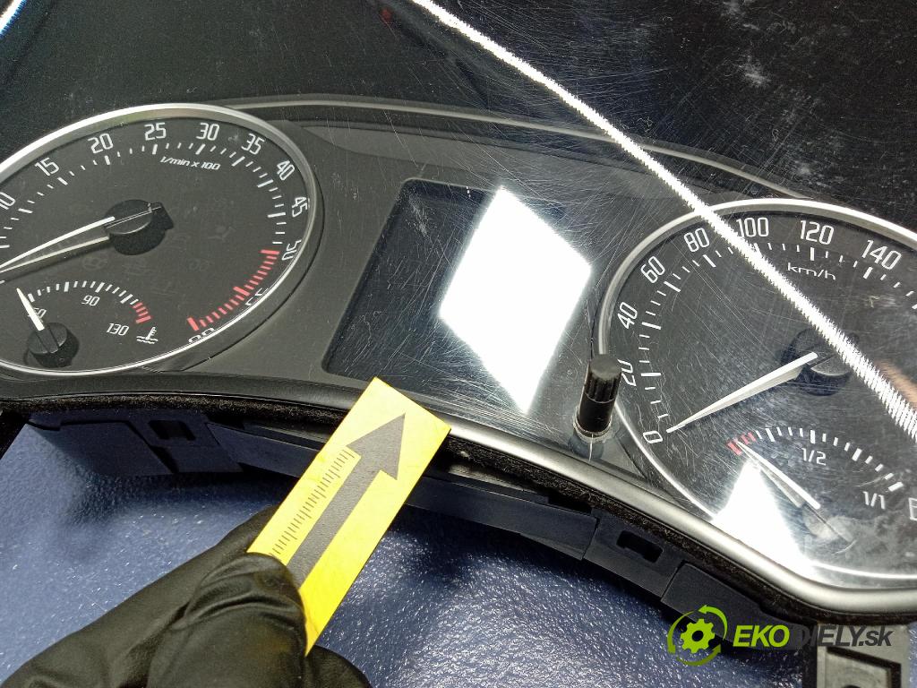 Skoda Octavia  ii lift 0 prístrojovka/ budíky 1Z0920803M