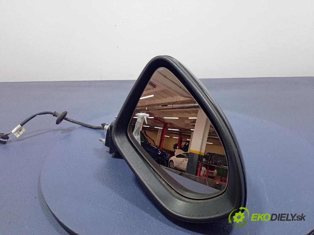 Opel Astra 2019 zrkadlo pravé 39176291
