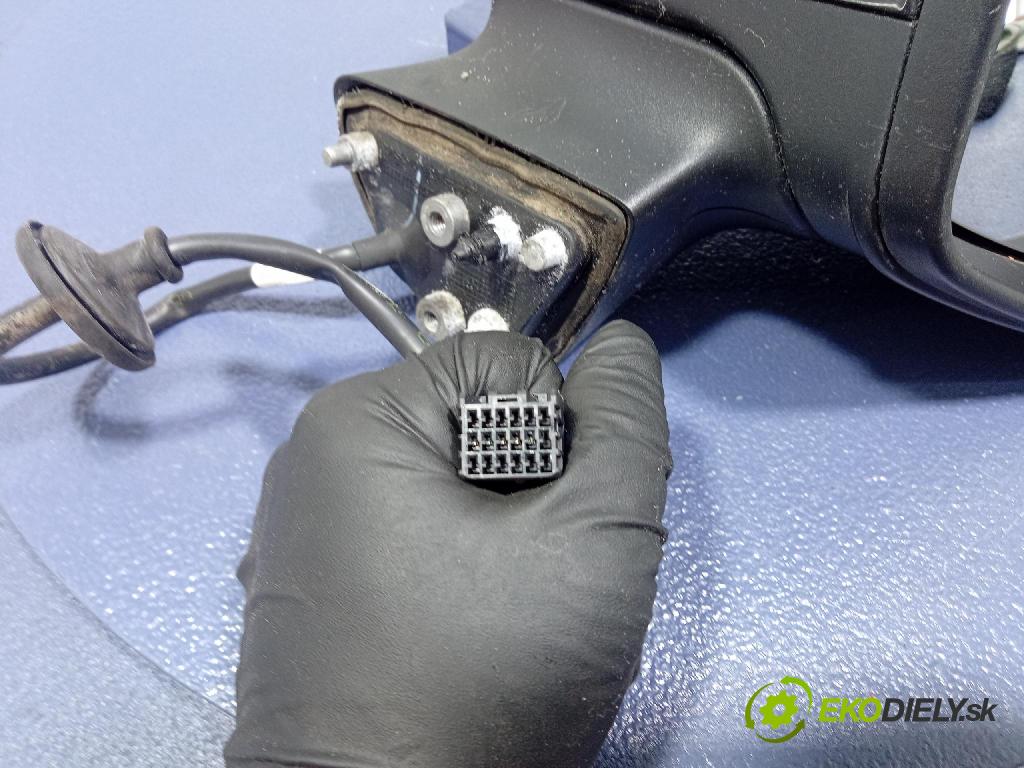 Opel Astra 2019 zrkadlo pravé 39176291