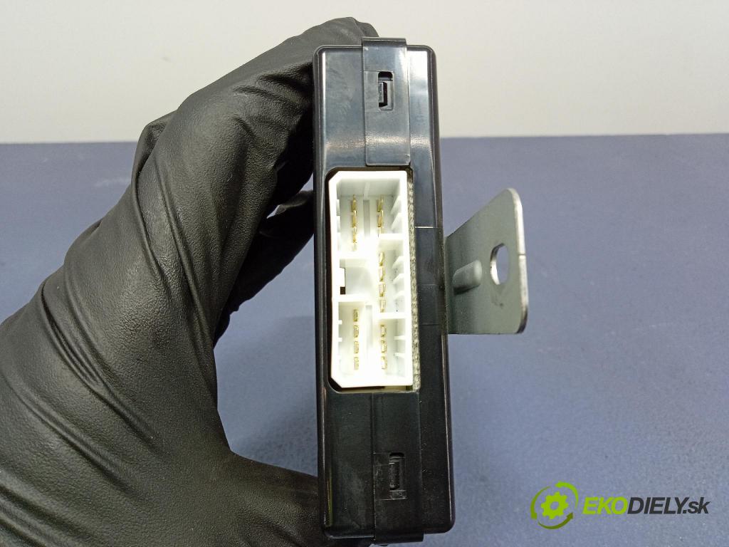 Honda Cr-v 2016 řídící jednotka Sedačka: 81628-T1G-G02