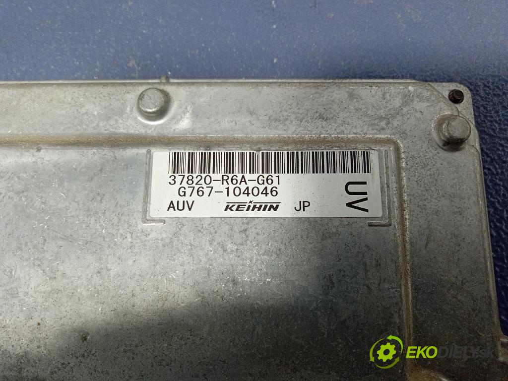 Honda Cr-v 2016 riadiaca jednotka Motor: 37820-R6A-G61