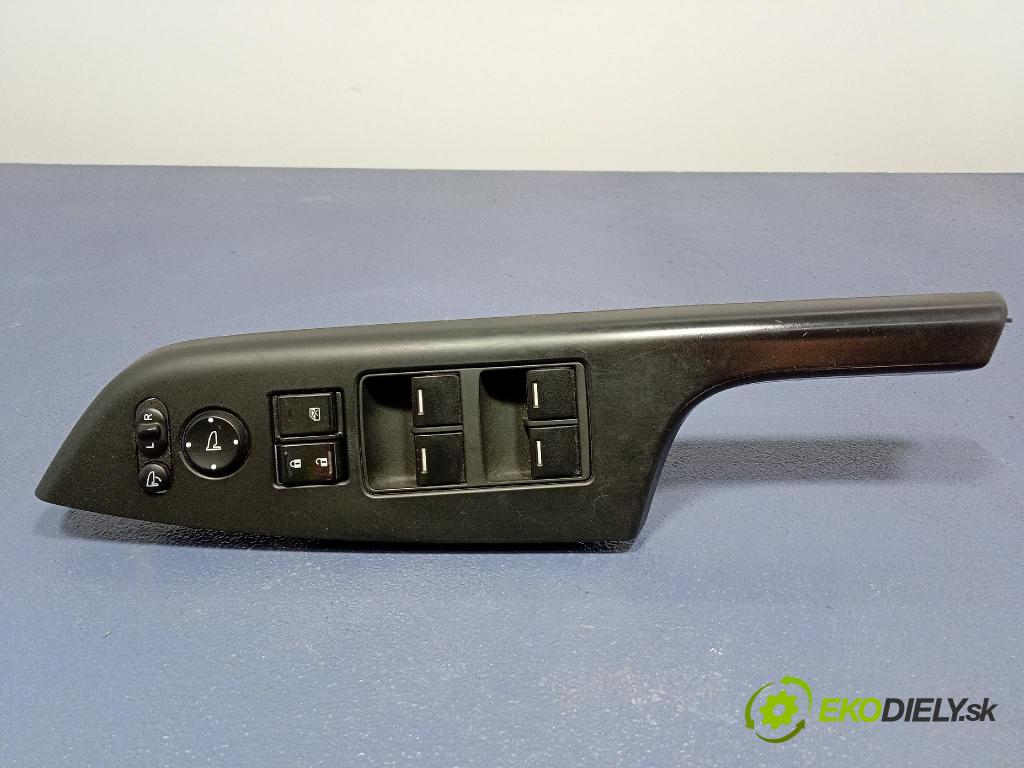 Honda Cr-v 2016 prepínač Okná: 83590T1