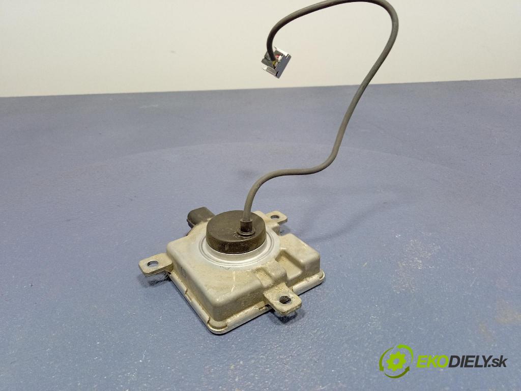 Honda Cr-v 2016 měnič W3T23671