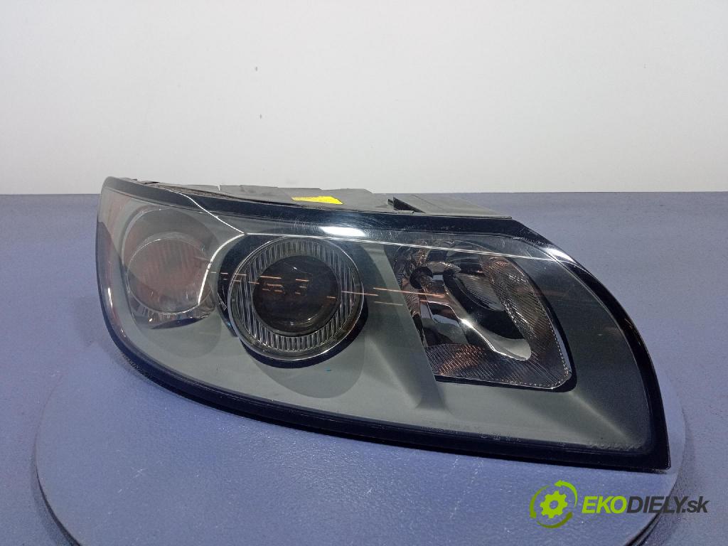 Volvo V50 2004 světlo v pravo: 30678913