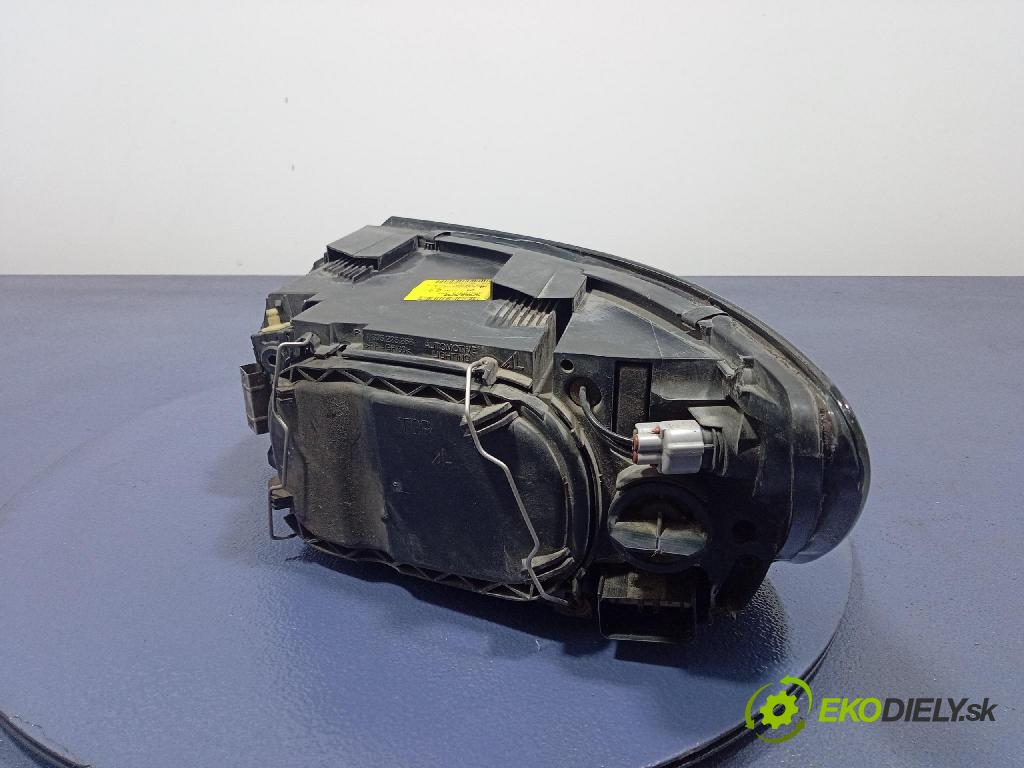 Volvo V50 2004 světlo v pravo: 30678913