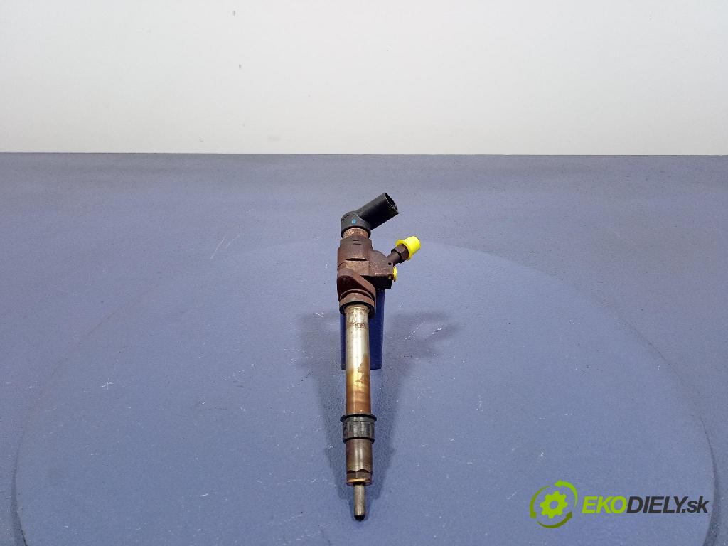 Volvo V50 2004 vstřikovač 9647247280