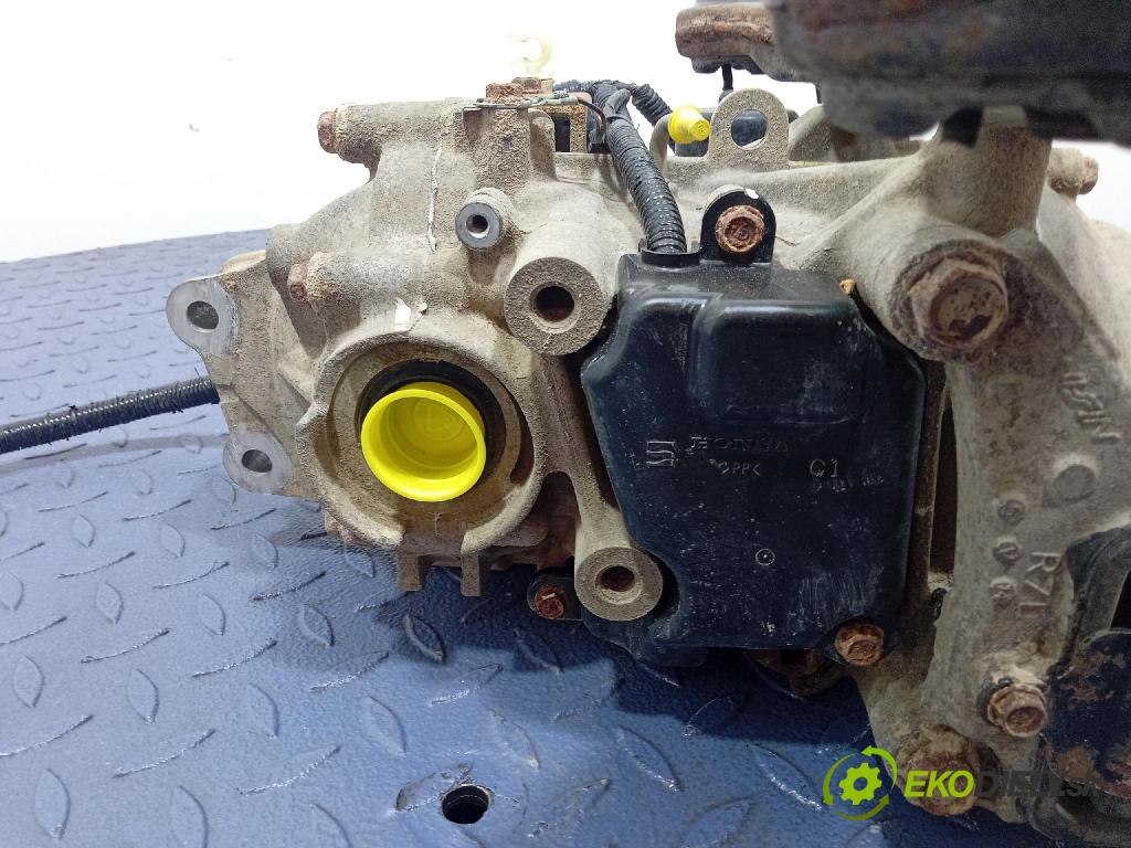 Honda Cr-v 2016 Most: Zadný: GR7W