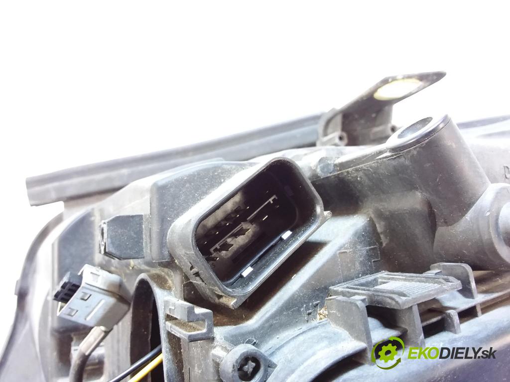 Bmw Seria 3 2008 Reflektor: v pravo: