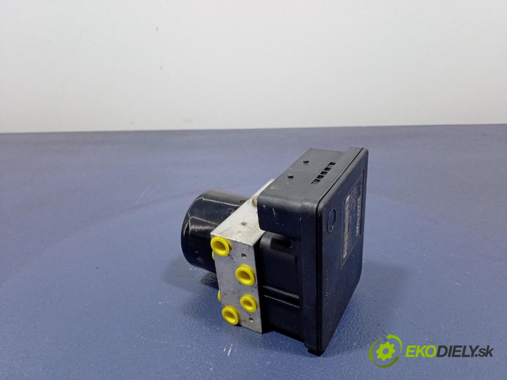 Volvo V50 2004 čerpadlo ABS x 30672506