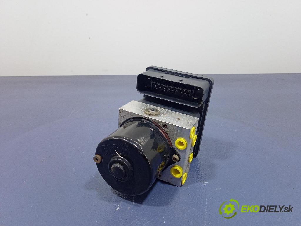 Volvo V50 2004 čerpadlo ABS x 30672506