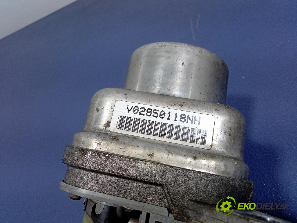 Volvo V50 2004 čerpadlo Asistencia: Manažéri: 31329251