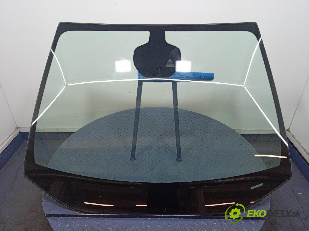 Opel Astra 2019 sklo Čelní přední: