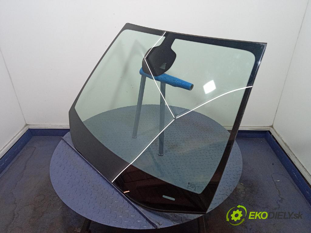 Opel Astra 2019 sklo Čelní přední: