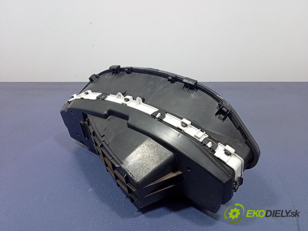 Toyota Yaris 2007 prístrojovka/ budíky 83800-0D690