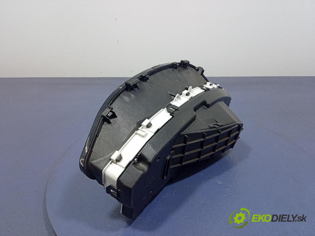 Toyota Yaris 2007 prístrojovka/ budíky 83800-0D690