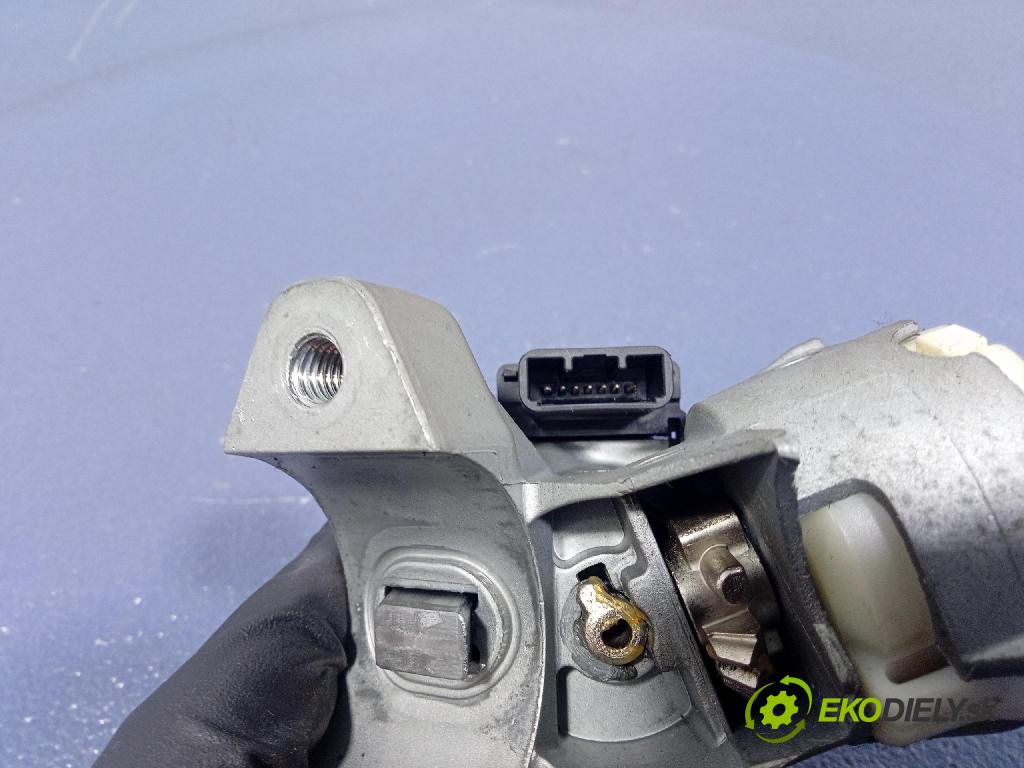 Toyota Yaris 2007 Spínač zapaľovania: N0502241256B