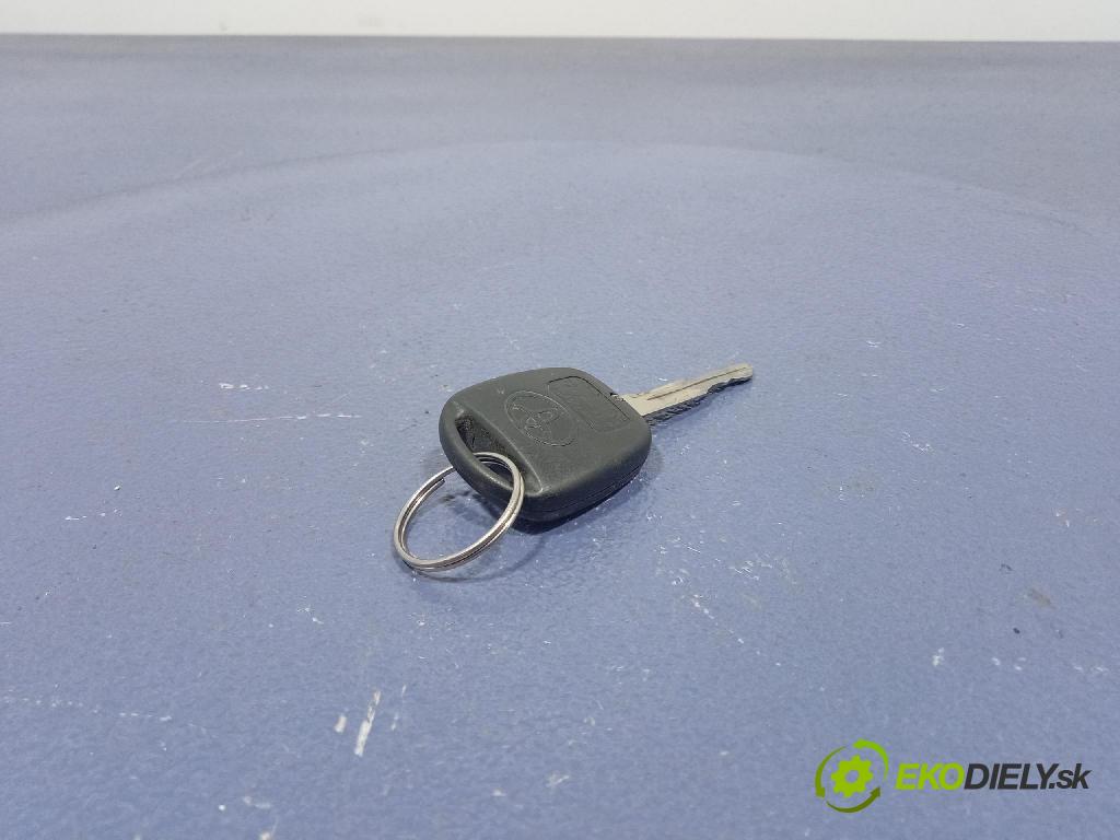 Toyota Yaris 2007 Spínač zapaľovania: N0502241256B