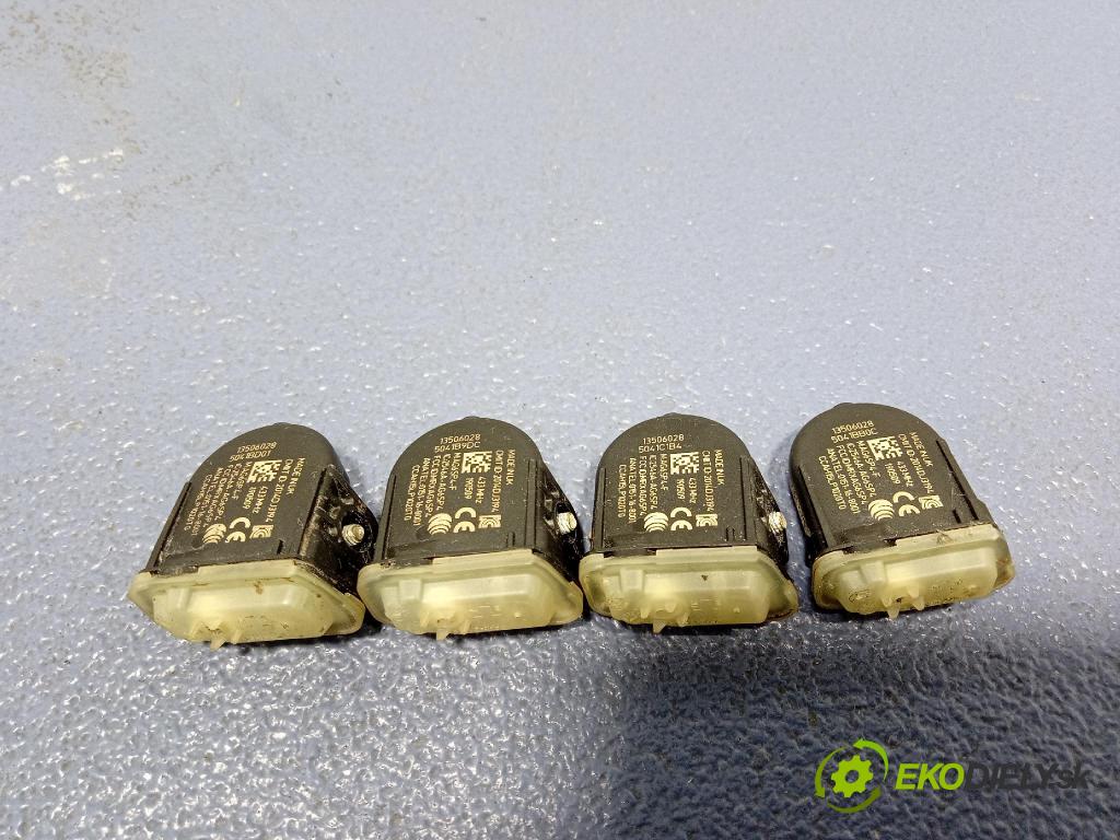 Opel Astra 2019 snímač tlaku Pneumatiky: 13506028