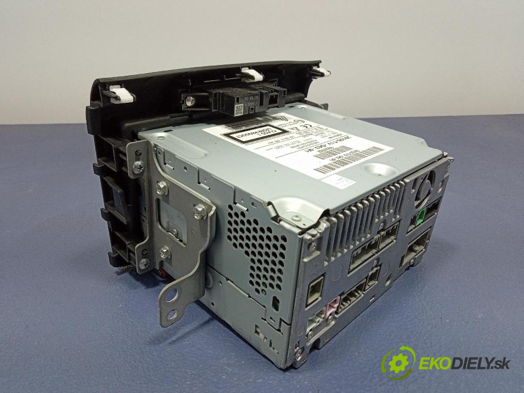 Honda Cr-v 2016 Zobrazit: Rádio: / GPS 39100T1V