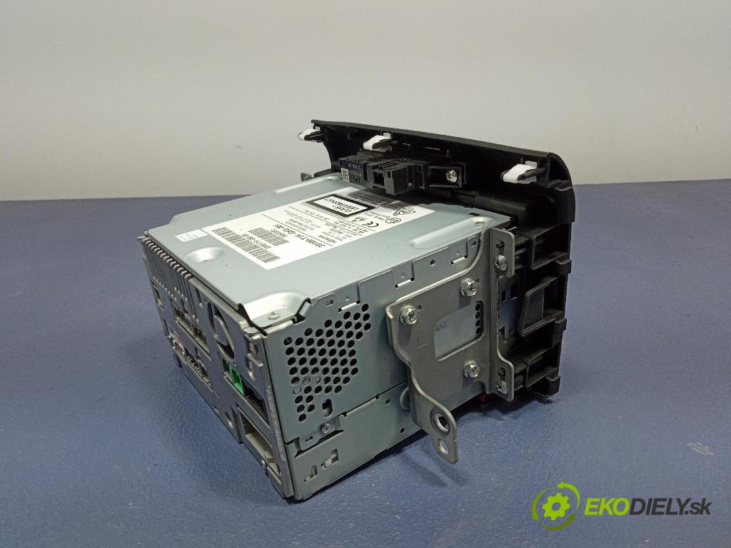 Honda Cr-v 2016 Zobrazit: Rádio: / GPS 39100T1V