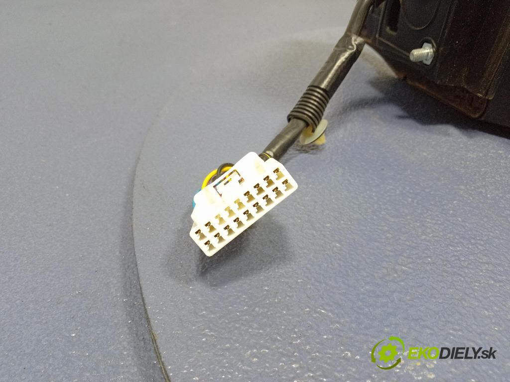 Honda Cr-v 2016 zrkadlo pravé 76200T1E