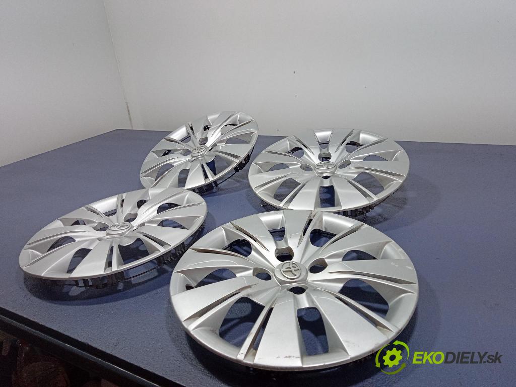 Toyota Yaris 2007 puklica kola: 5702017589336