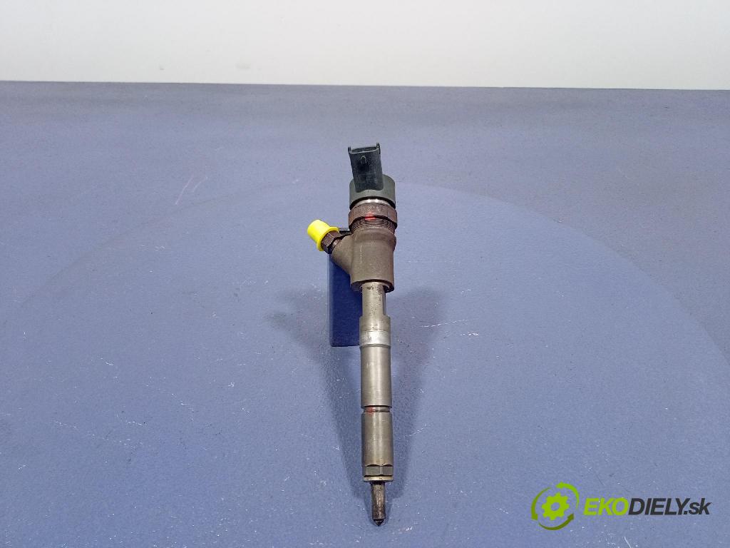 Toyota Yaris 2007 vstřikovač 23670-0N030