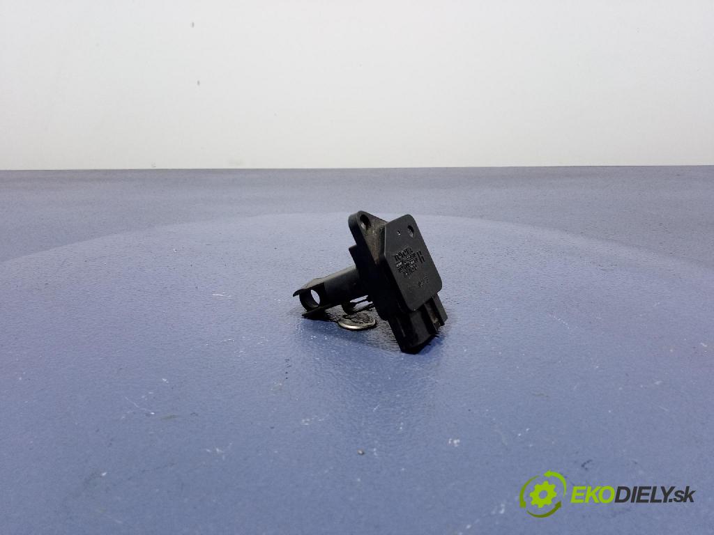 Toyota Yaris 2007 průtokoměr: 22204-33010