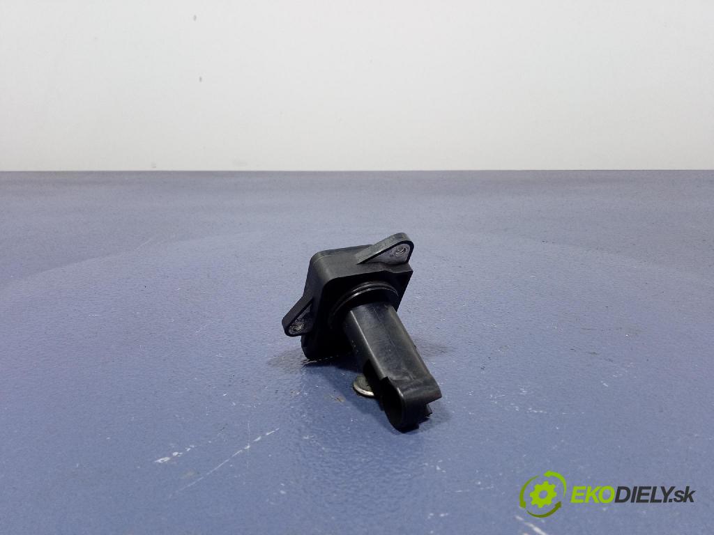 Toyota Yaris 2007 průtokoměr: 22204-33010