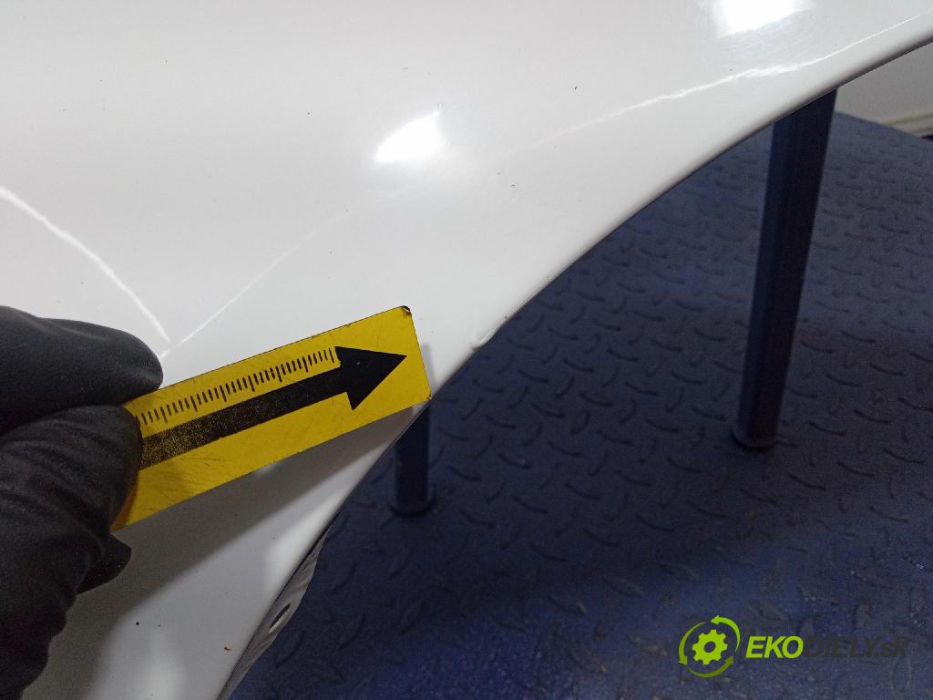 Toyota Yaris 2007 blatnik před v pravo: